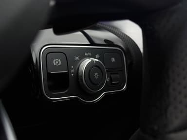 MERCEDES A CLASS 1.3 A180 AMG LINE EDITION EXECUTIVE 7G DCT EURO 6 S S...