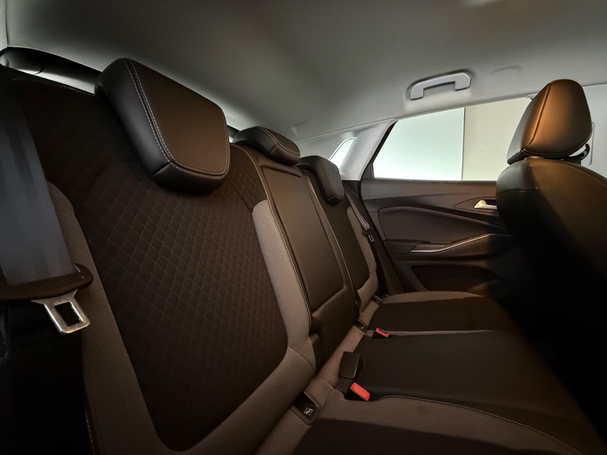 VAUXHALL GRANDLAND X 1.2 TURBO GRIFFIN EURO 6 S S 5DR 2020 48,008 MILES PETROL...