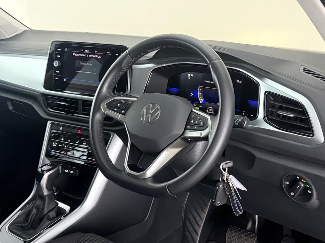 VOLKSWAGEN T ROC 1.5 TSI LIFE DSG EURO 6 S S 5DR 2023 27,086 MILES...
