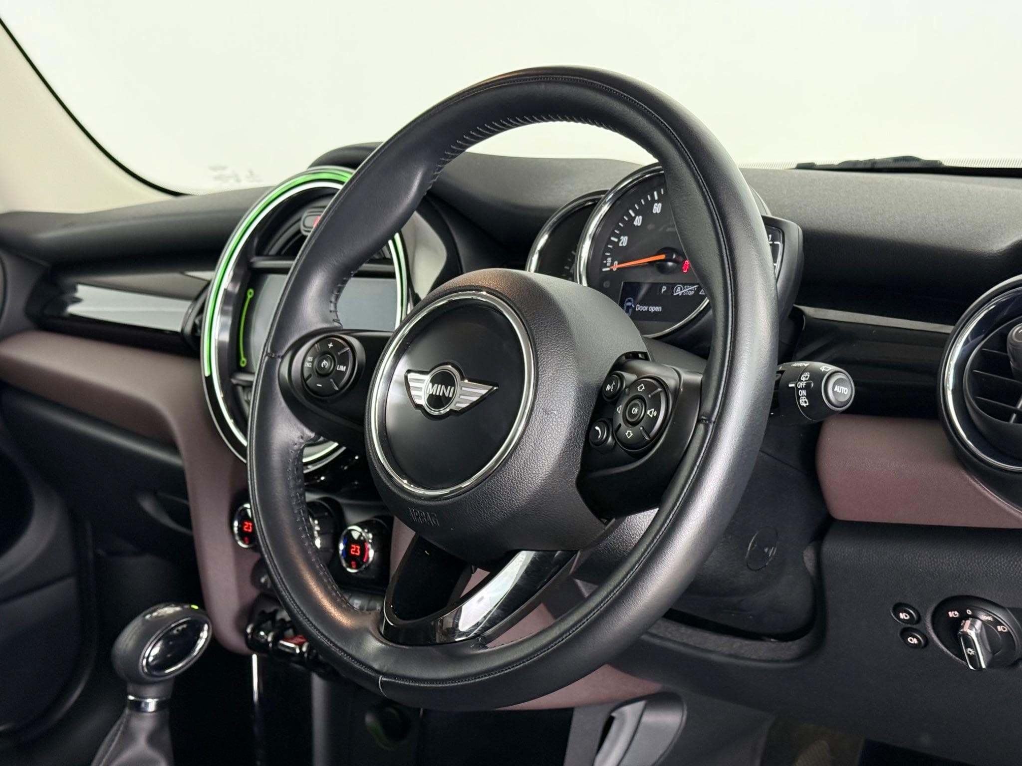 MINI COOPER AUTO EURO 6 S S 3DR 2017 11,475 MILES PETROL AUTOMATIC 1.5...
