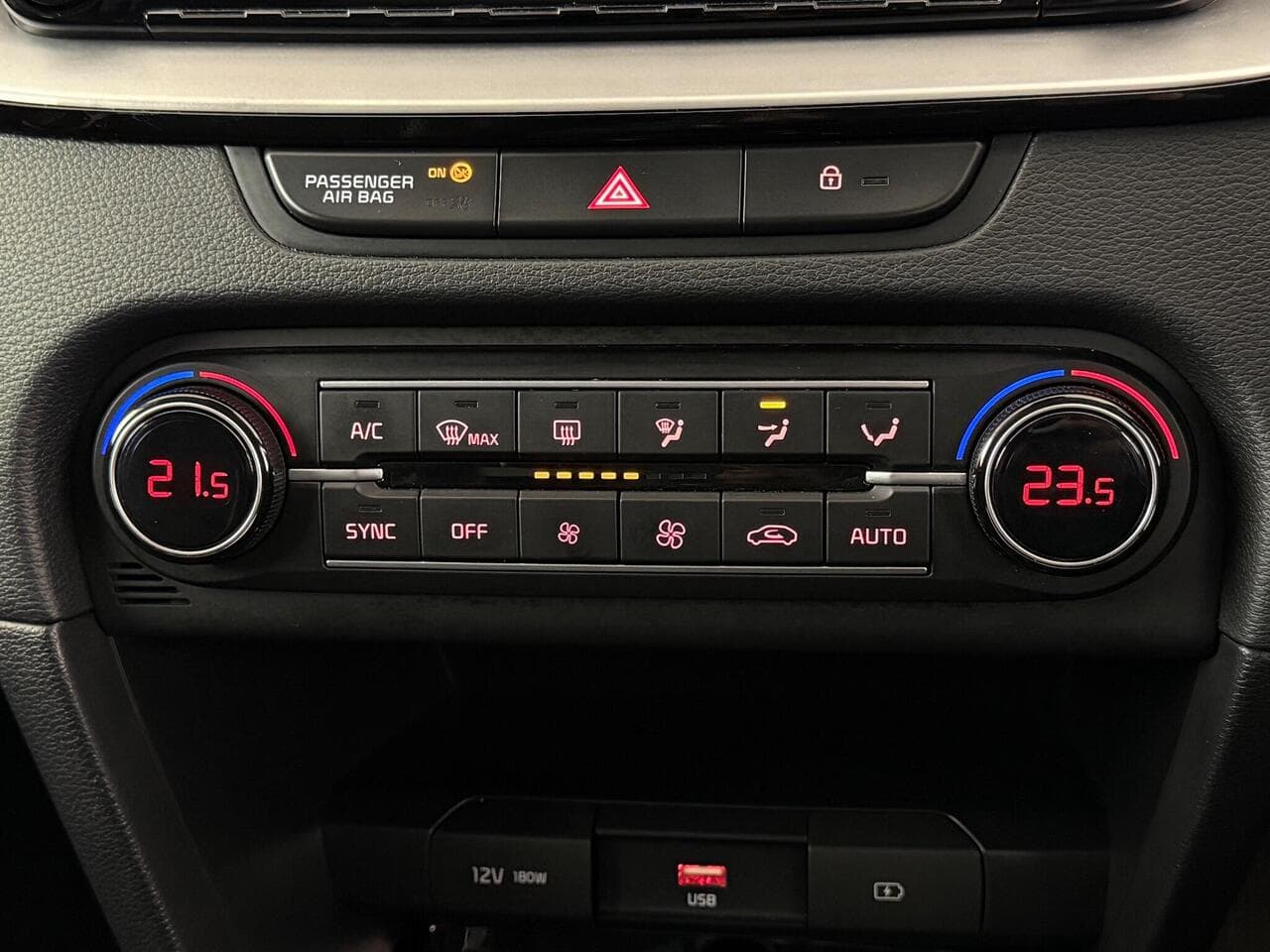 Kia Ceed thumbnail Misc Controls