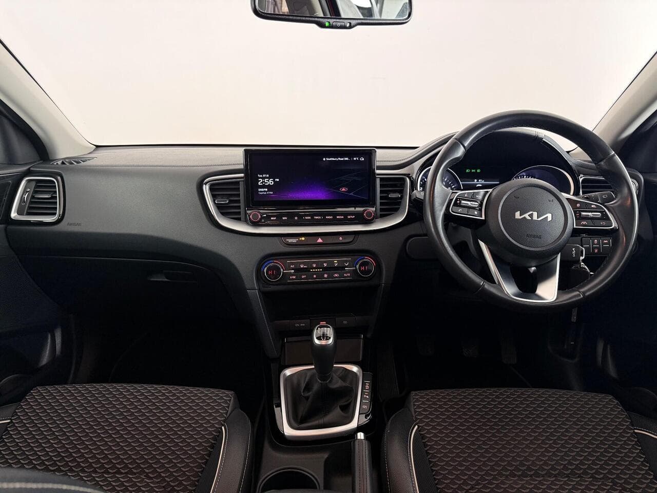 Kia Ceed thumbnail Interior Front