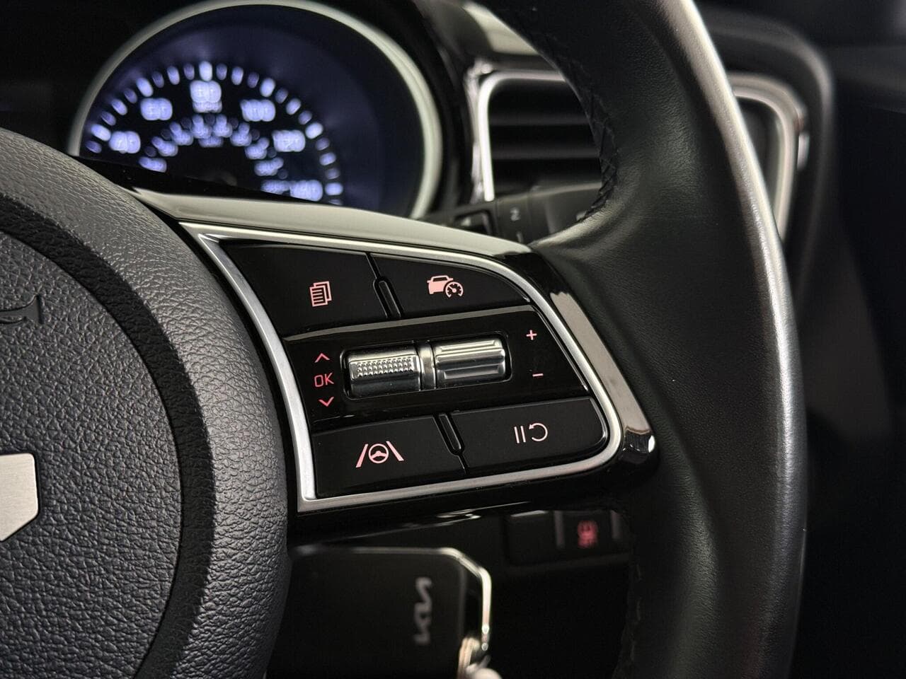 Kia Ceed thumbnail Misc Controls