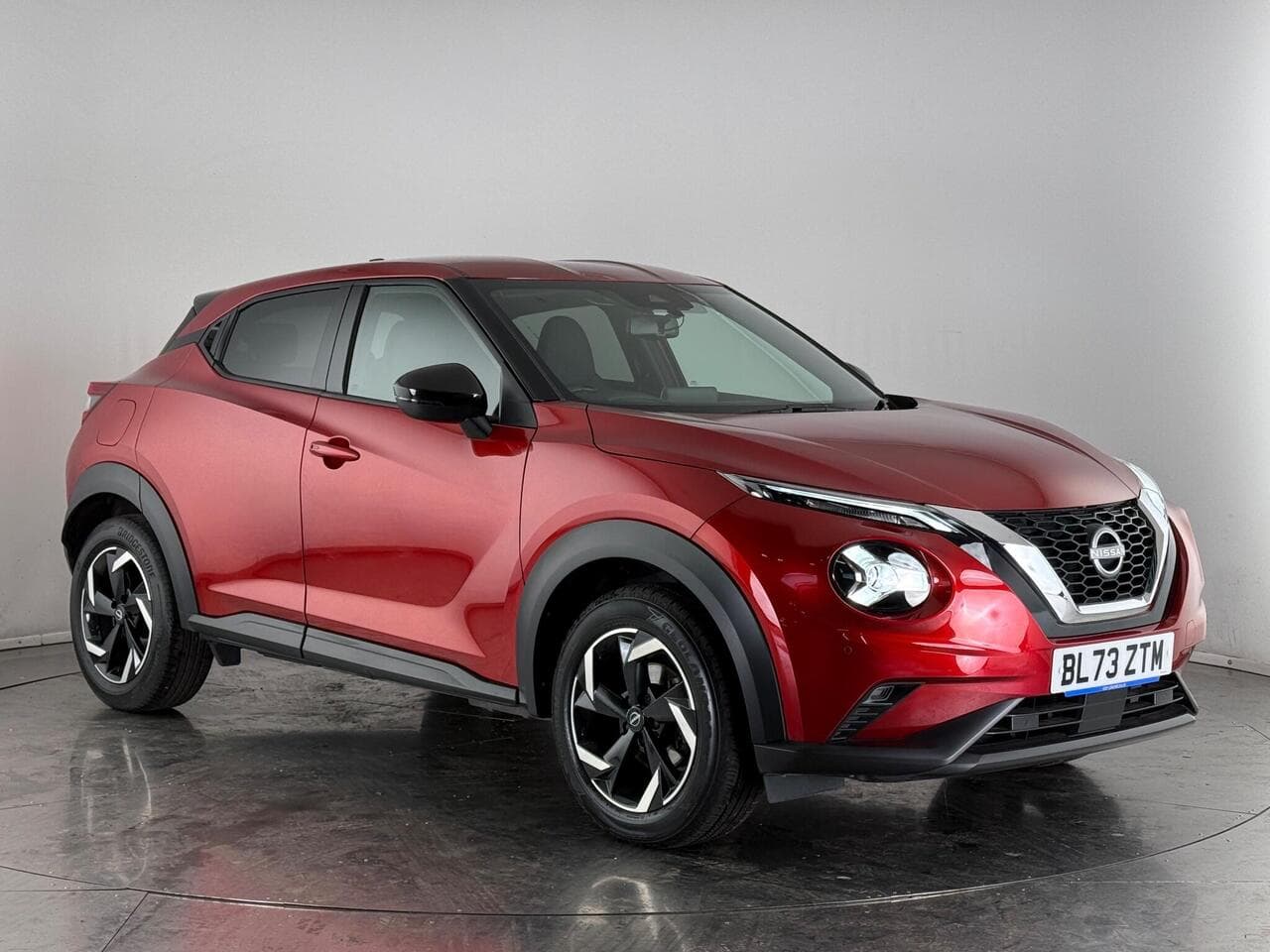 Nissan Juke - Nissan Juke 1.0 DIG-T N-Connecta DCT Auto Euro 6 (s/s) 5dr