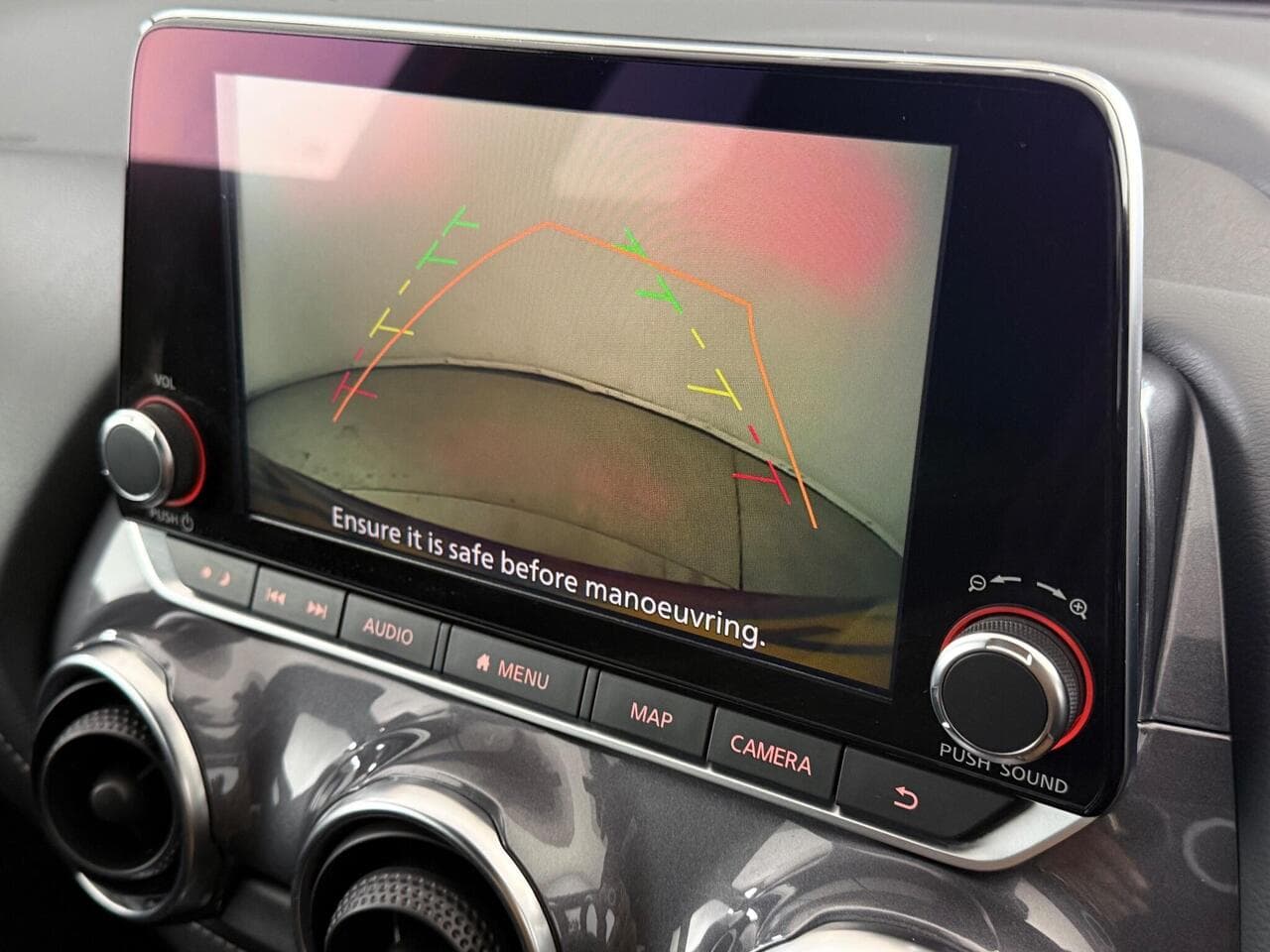 Nissan Juke thumbnail Infotainment System