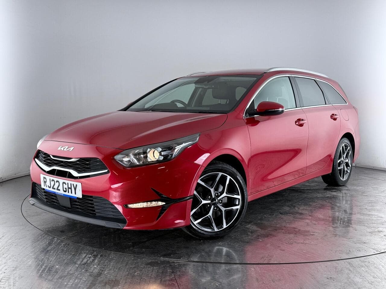 Kia Ceed thumbnail Front Left