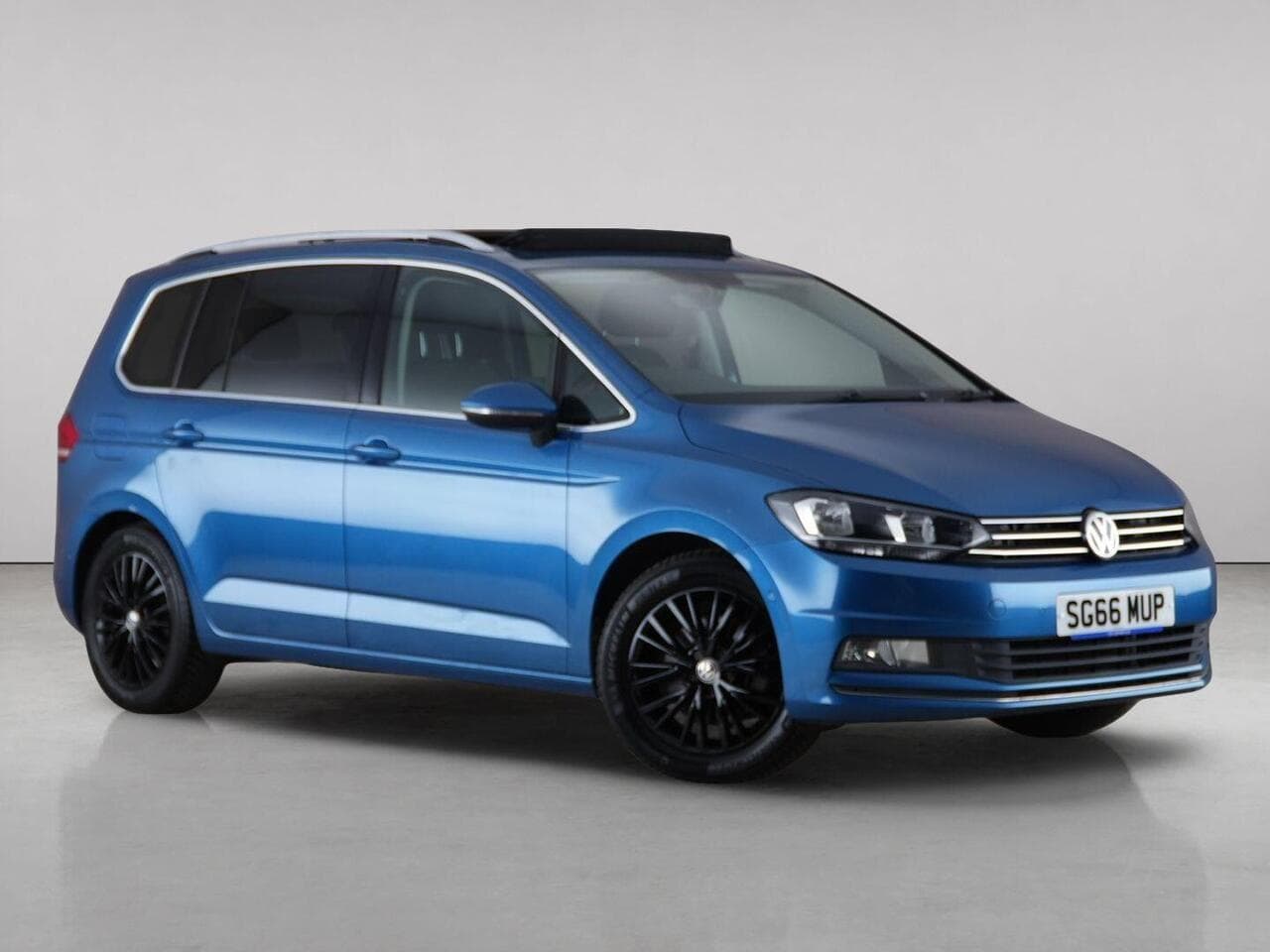 Volkswagen Touran - Volkswagen Touran 2.0 TDI BlueMotion Tech SEL Euro 6 (s/s) 5dr