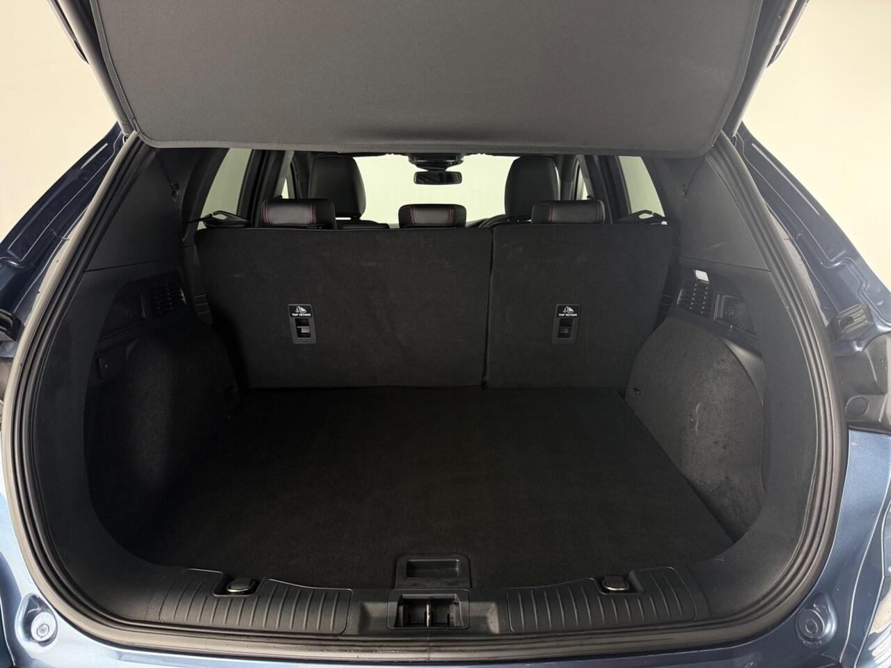 Ford Kuga thumbnail Boot