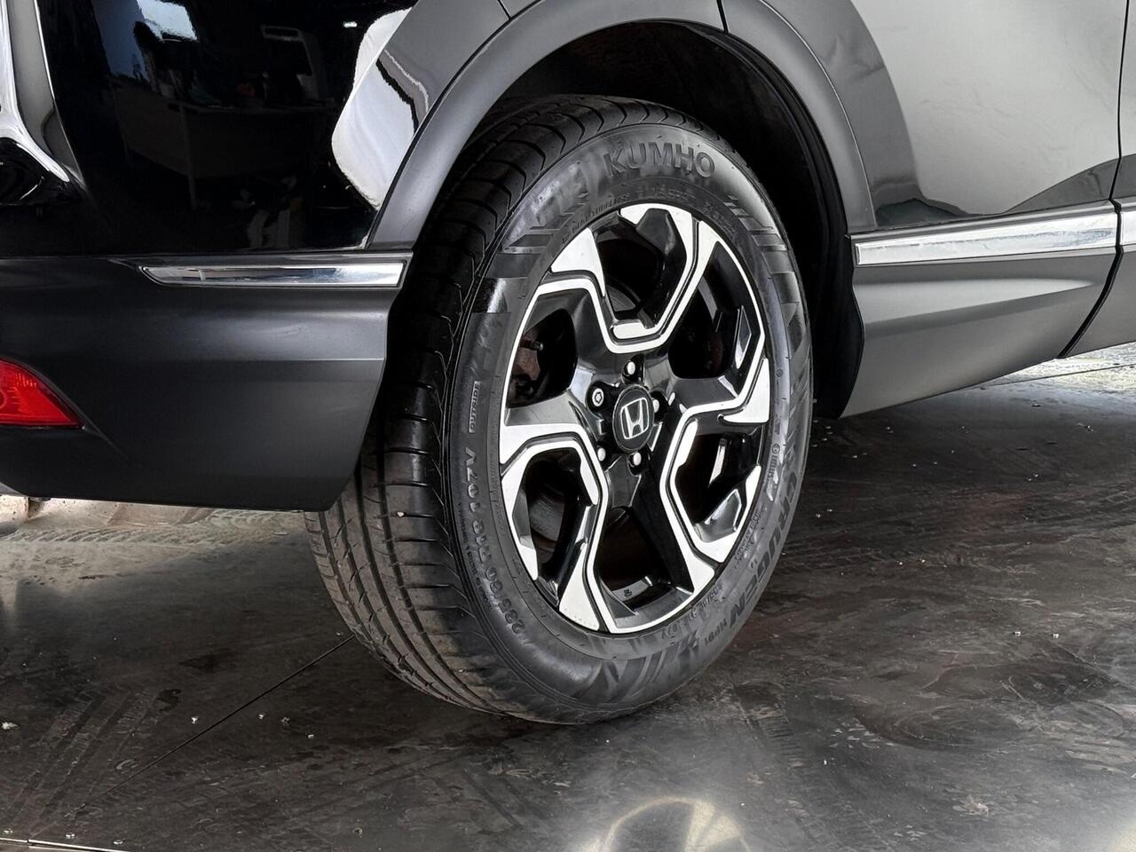 Honda CR-V thumbnail Wheel