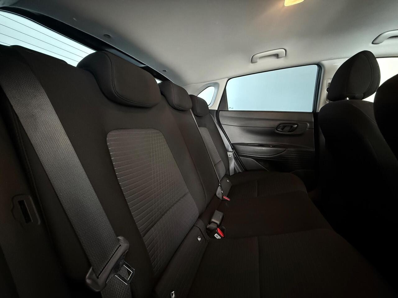 Hyundai i20 thumbnail Seats Rear