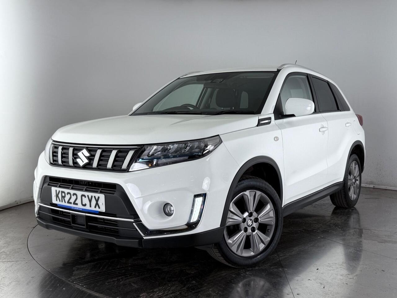 Suzuki Vitara thumbnail Front Left