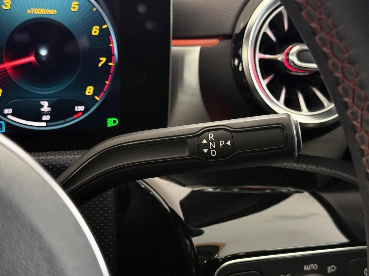 Mercedes-Benz A Class thumbnail Misc Controls