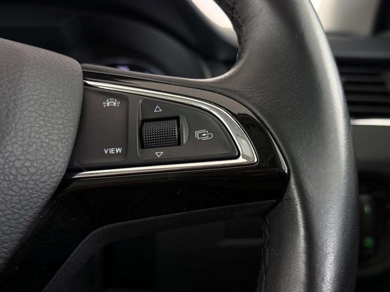 Skoda Octavia thumbnail Misc Controls