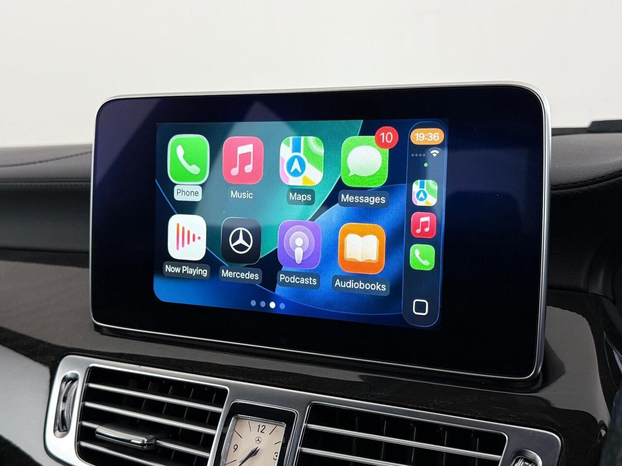 Mercedes-Benz CLS thumbnail Infotainment System