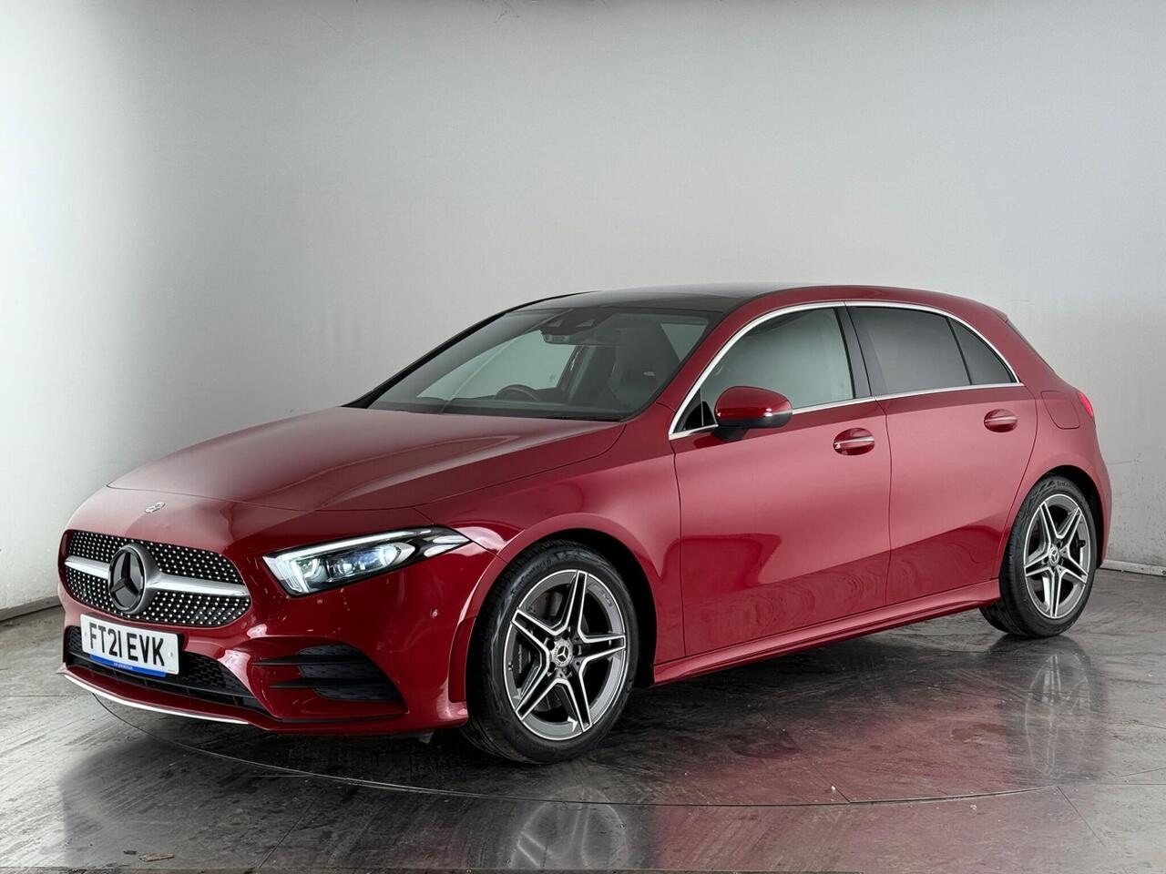 Mercedes-Benz A Class thumbnail Front Left