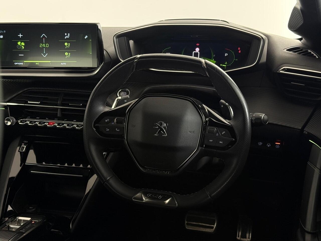 Peugeot 208 thumbnail Steering Wheel