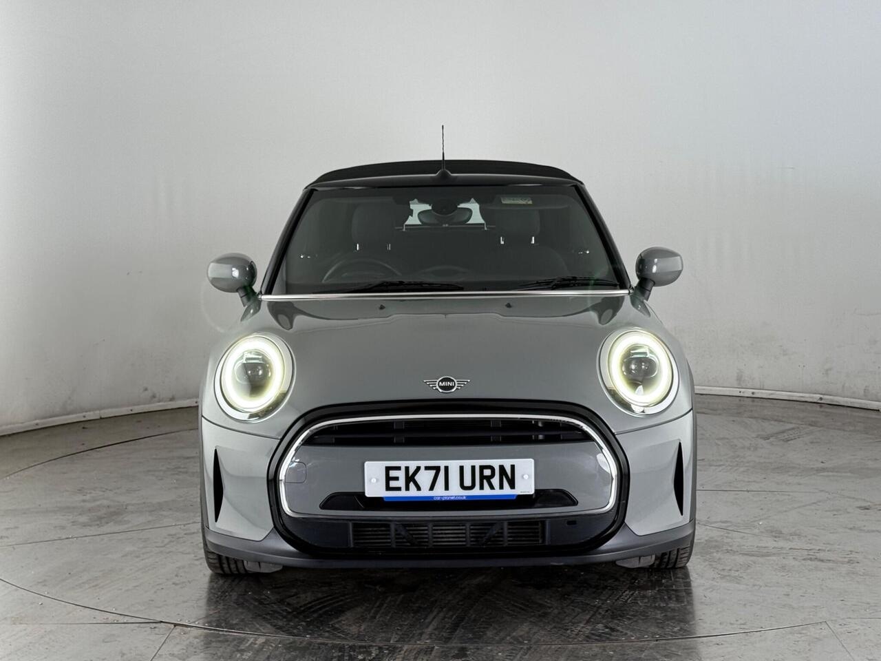 MINI Convertible thumbnail Front