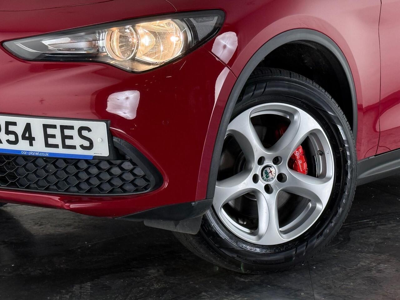 Alfa Romeo Stelvio thumbnail Wheel