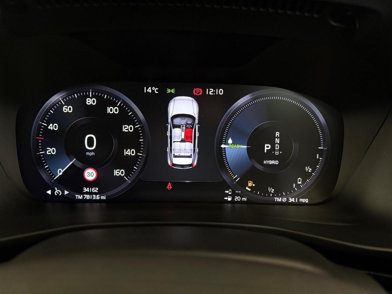 Volvo XC40 thumbnail Driver Instruments