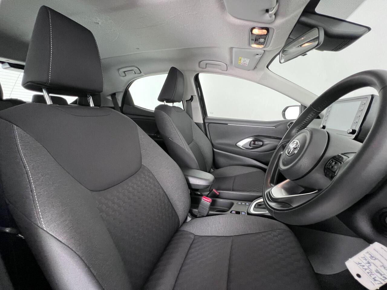 Toyota Yaris thumbnail Seat Driver