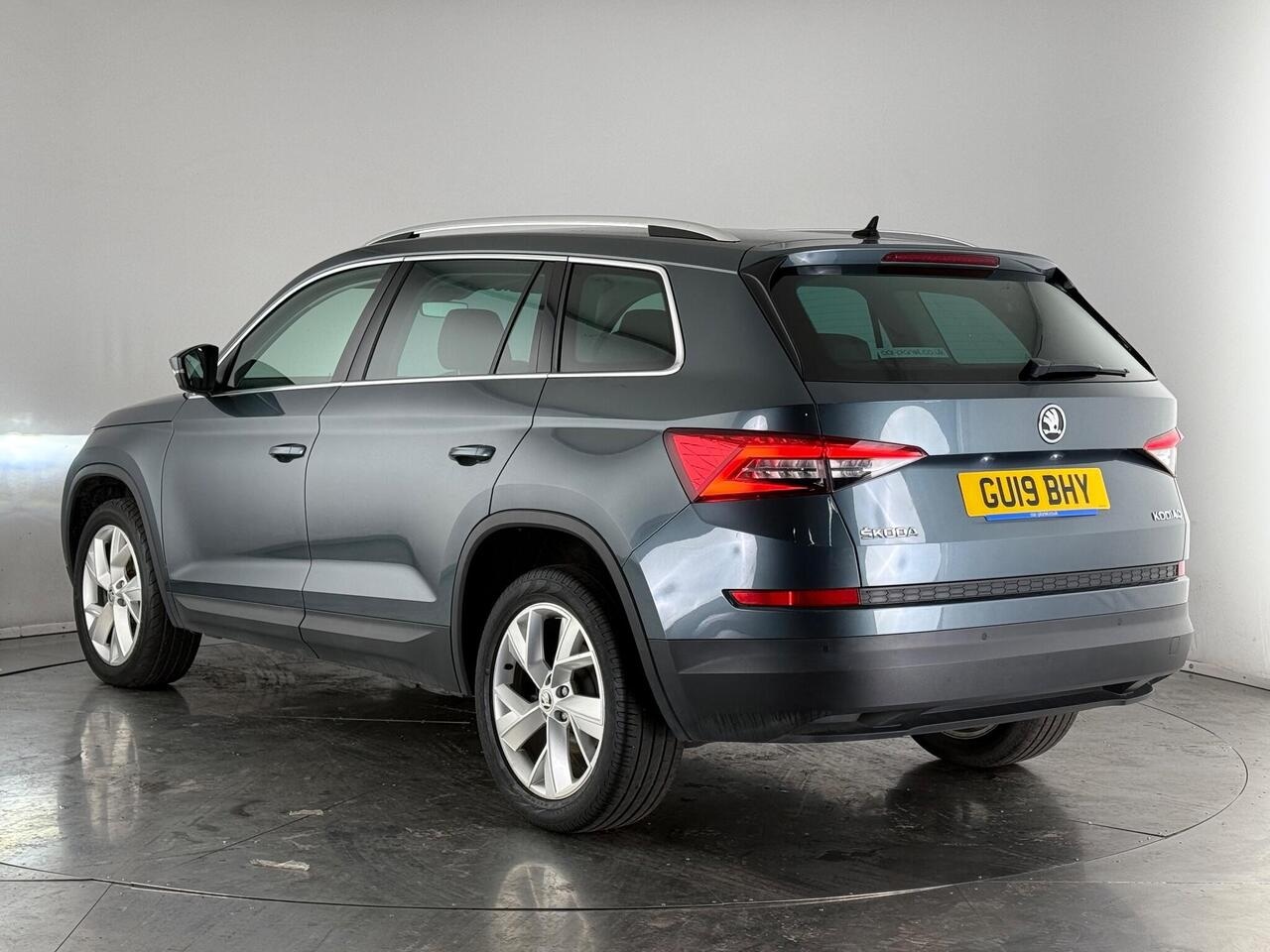 Skoda Kodiaq thumbnail Rear Left