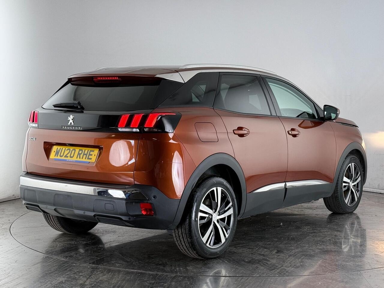Peugeot 3008 thumbnail Rear Right