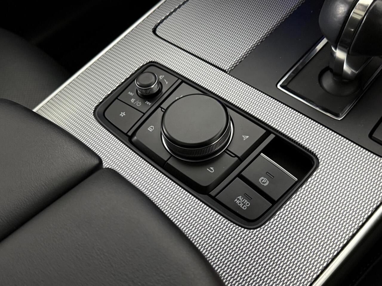 Mazda CX-60 thumbnail Misc Controls