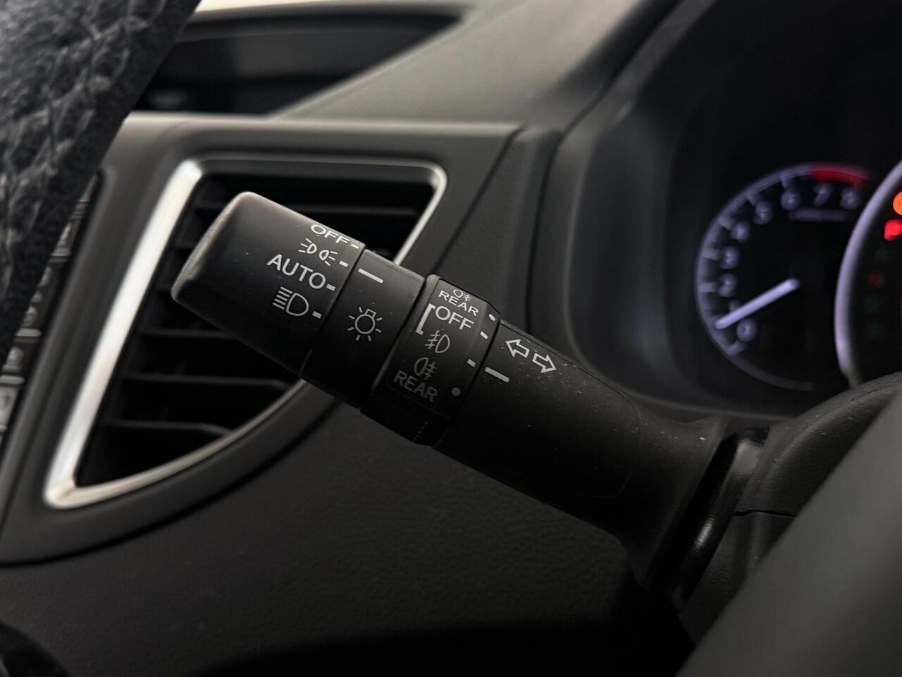 Honda CR-V thumbnail Misc Controls