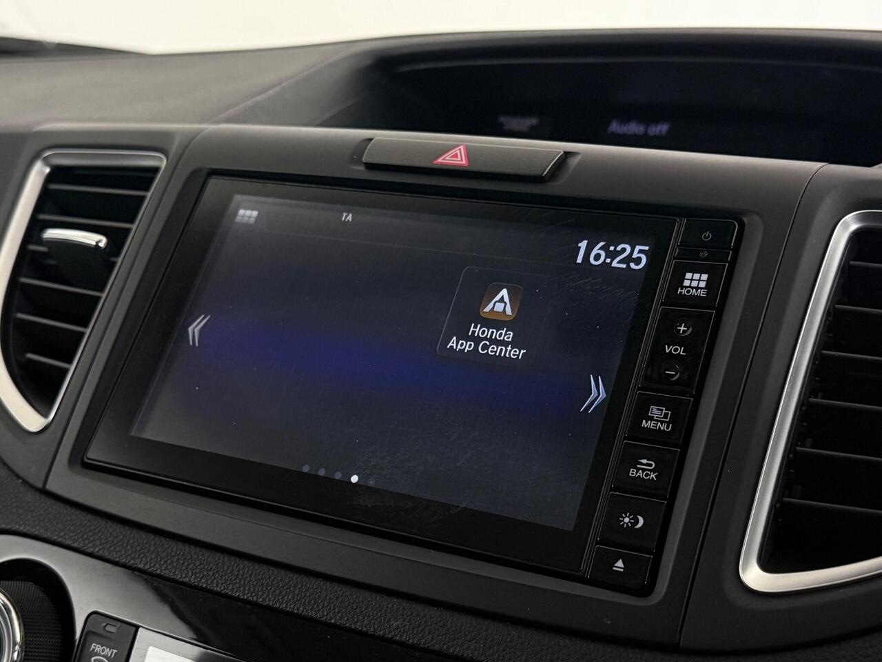 Honda CR-V thumbnail Infotainment System