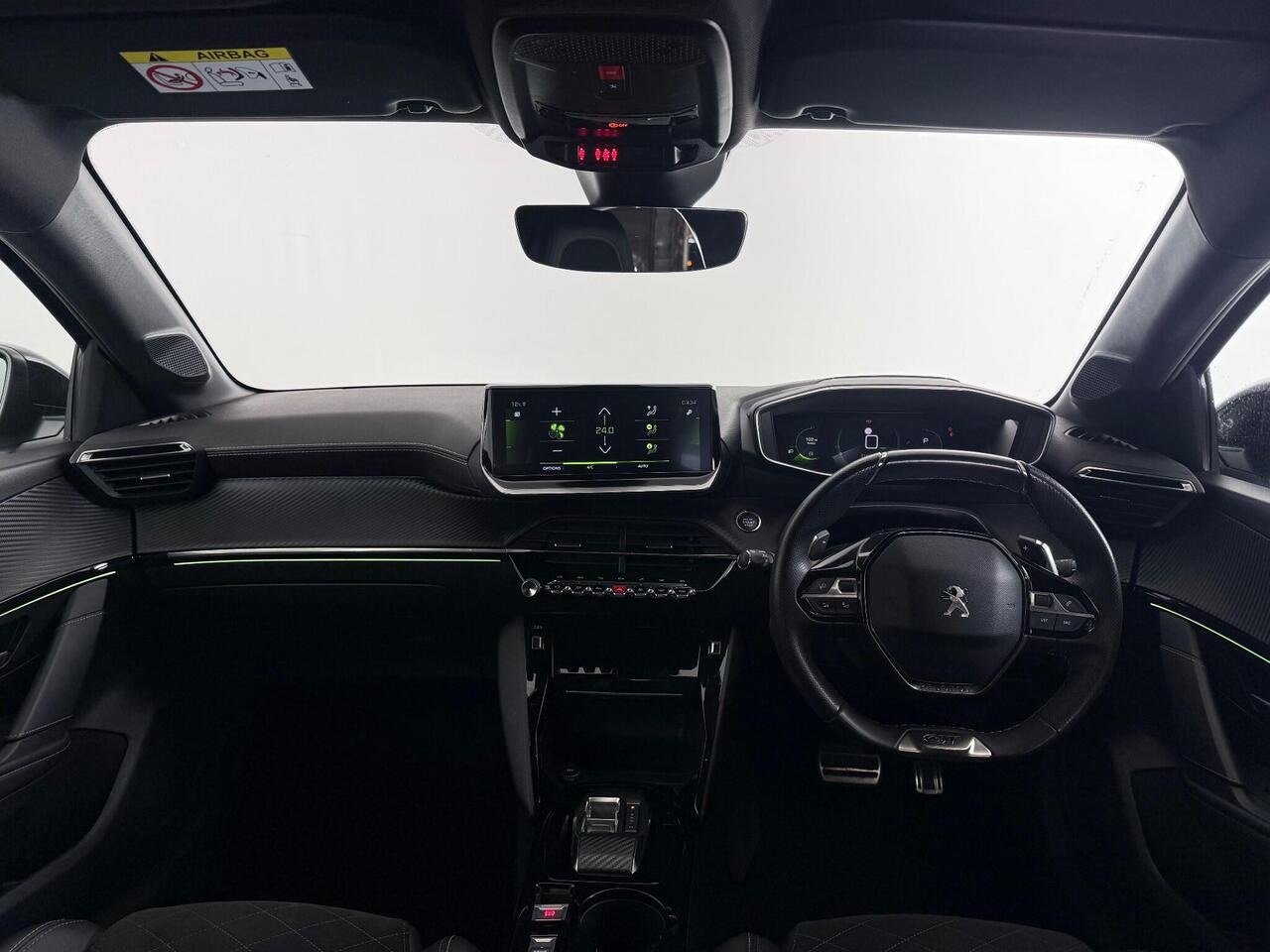 Peugeot 208 thumbnail Interior Front