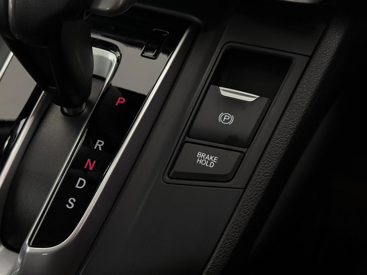 Honda CR-V thumbnail Misc Controls