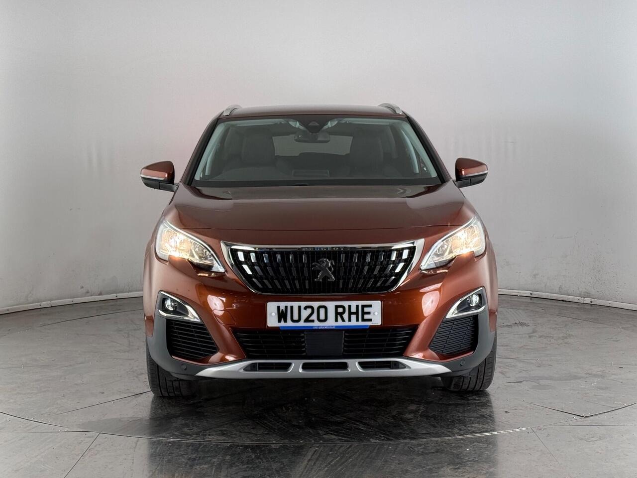 Peugeot 3008 thumbnail Front