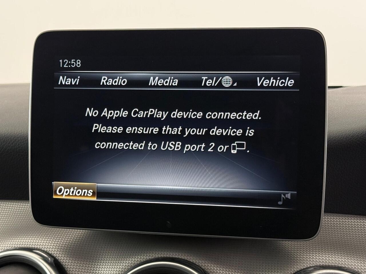 Mercedes-Benz GLA thumbnail Infotainment System