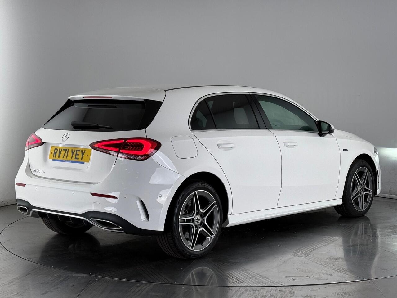 Mercedes-Benz A Class thumbnail Rear Right