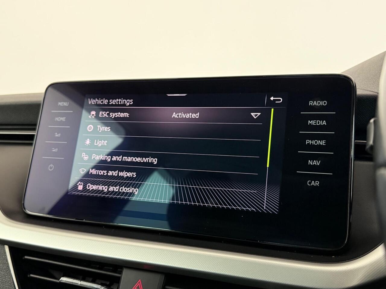 Skoda Kamiq thumbnail Infotainment System