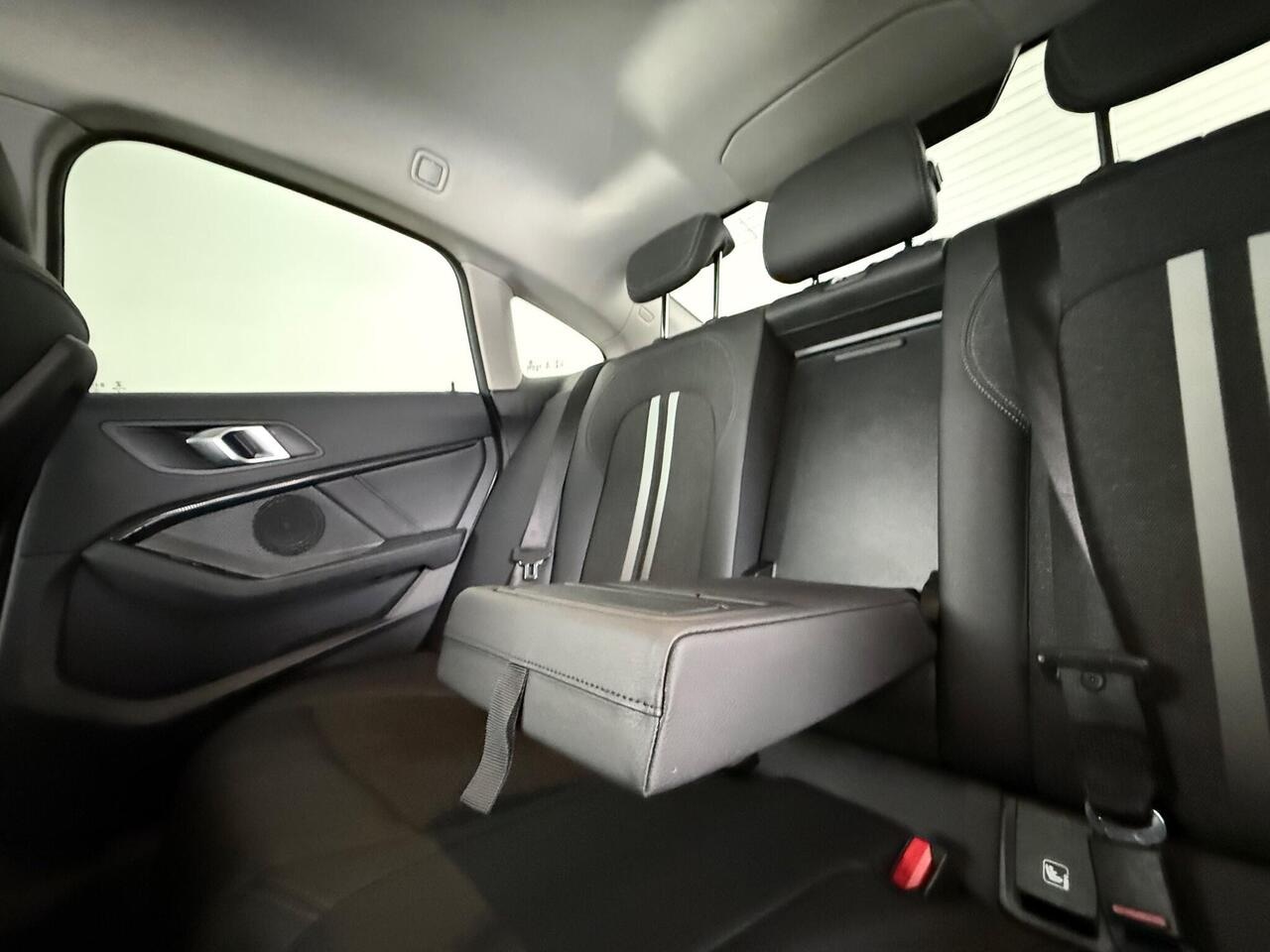 BMW 2 Series Gran Coupe thumbnail Seats Rear