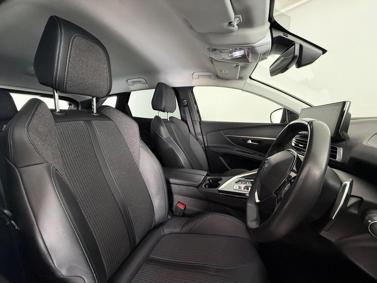 Peugeot 3008 thumbnail Seat Driver
