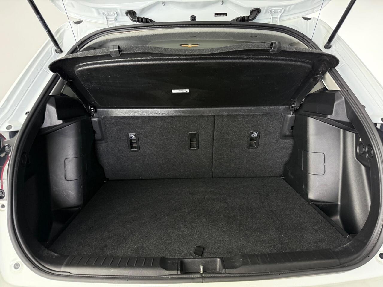 Suzuki Vitara thumbnail Boot