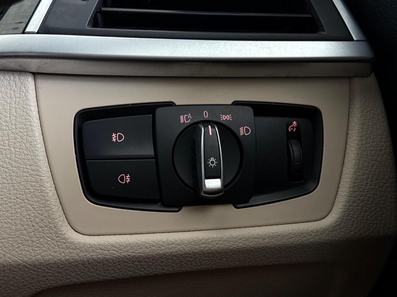 BMW 3 Series thumbnail Misc Controls