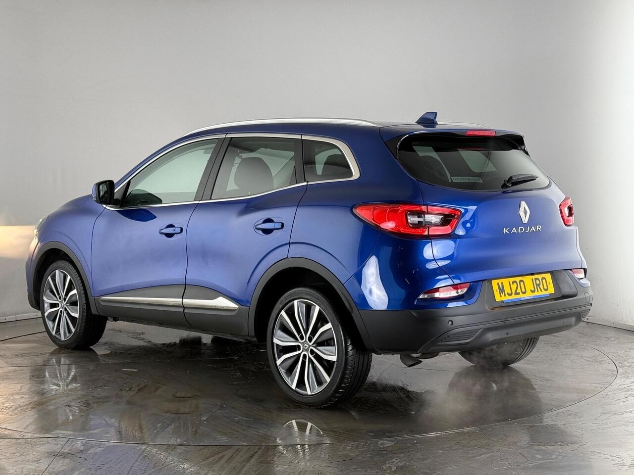 Renault Kadjar thumbnail Rear Left