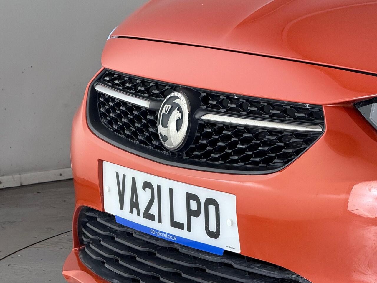 Vauxhall Corsa thumbnail Lights Front