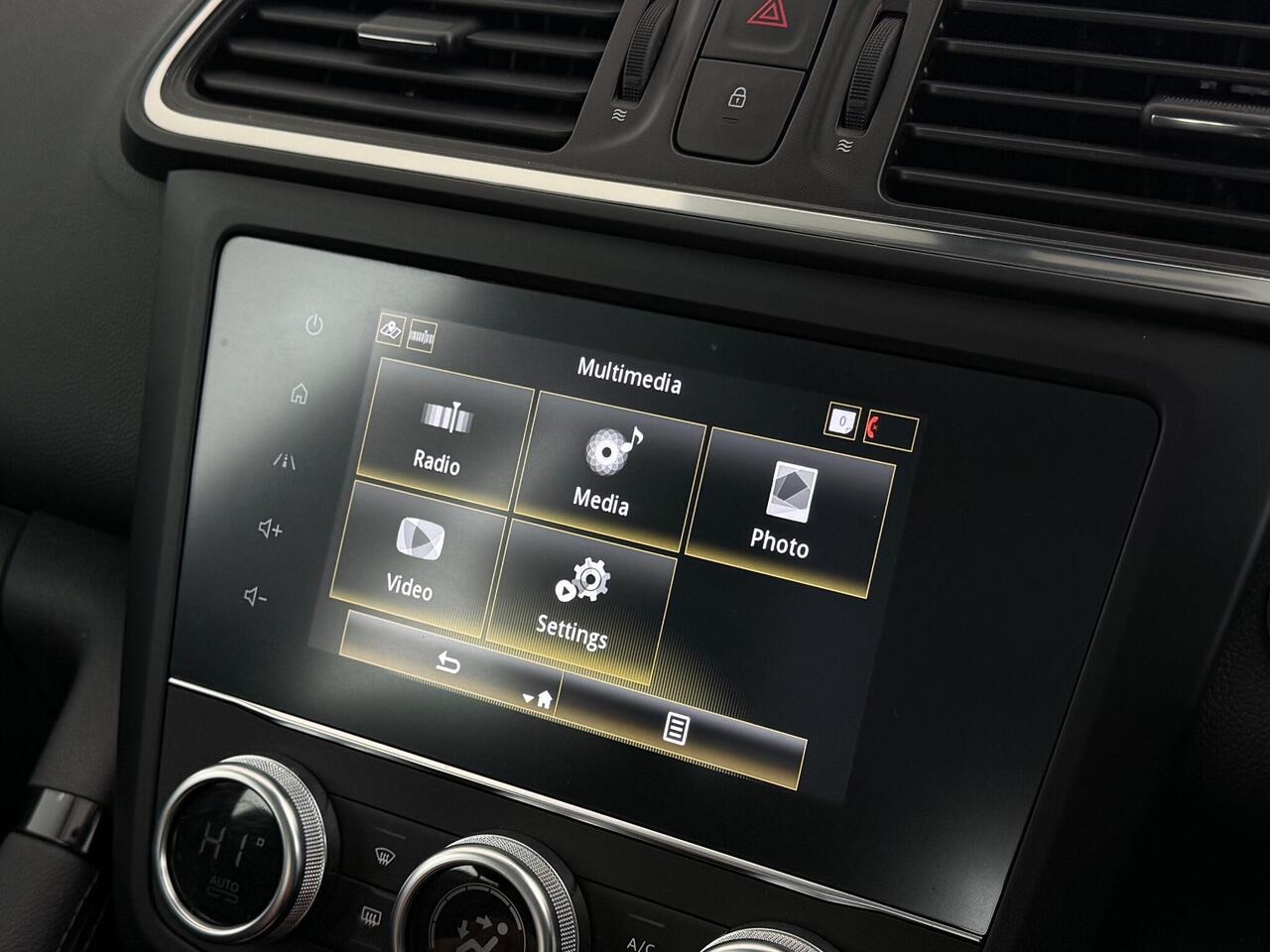 Renault Kadjar thumbnail Infotainment System