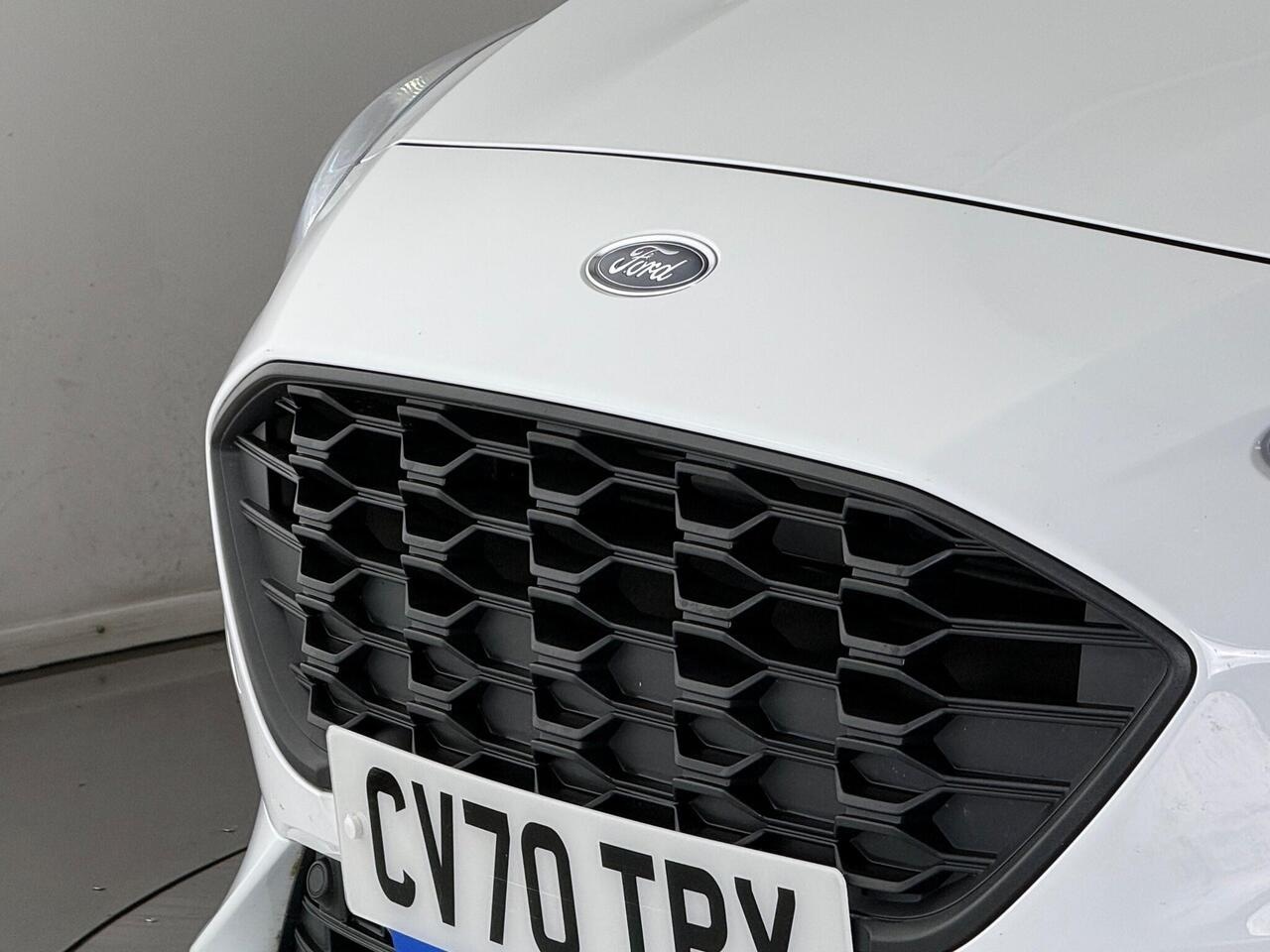 Ford Focus thumbnail Badge Exterior