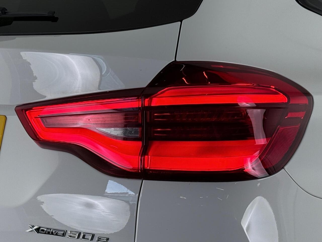 BMW X3 thumbnail Lights Rear