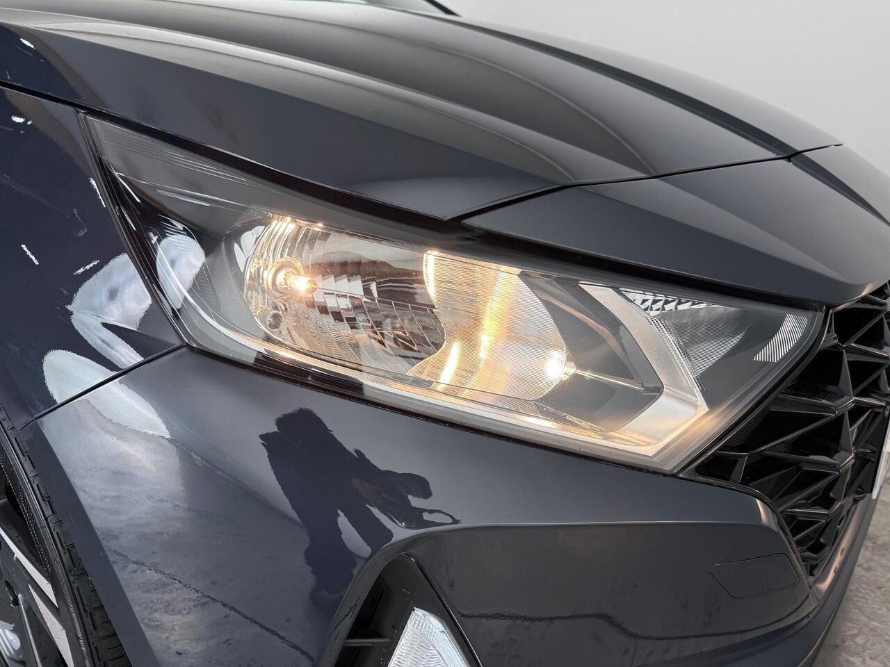 Hyundai i20 thumbnail Lights Front