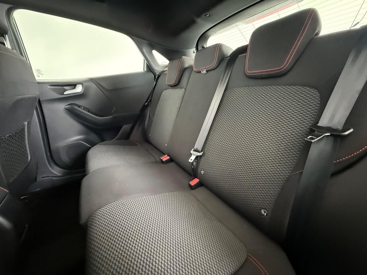 Ford Puma thumbnail Seats Rear