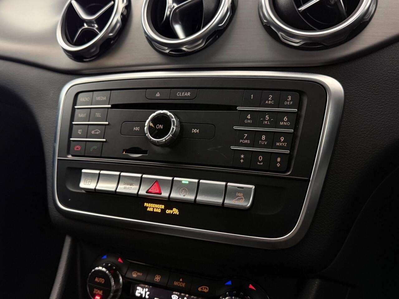 Mercedes-Benz GLA thumbnail Misc Controls