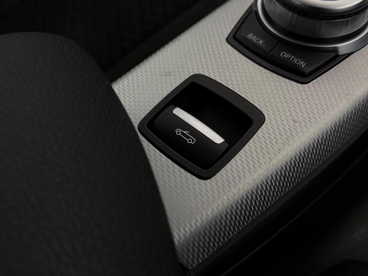 BMW 2 Series thumbnail Misc Controls