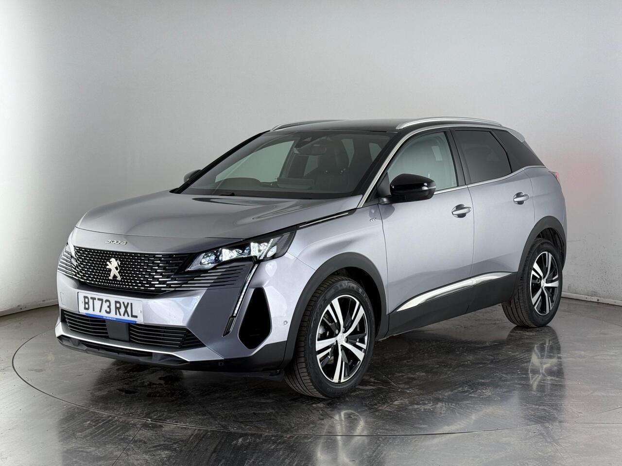 Peugeot 3008 thumbnail Front Left