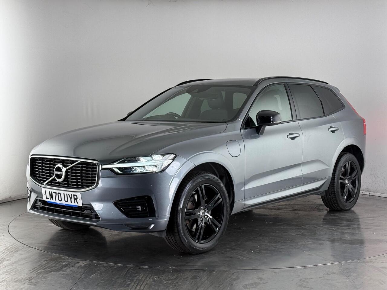 Volvo XC60 thumbnail Front Left